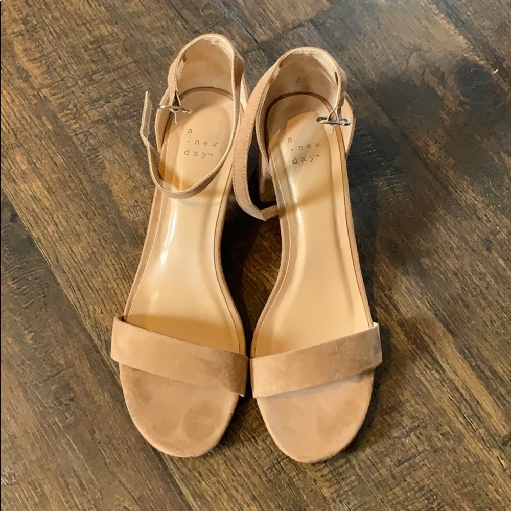 Nude heels